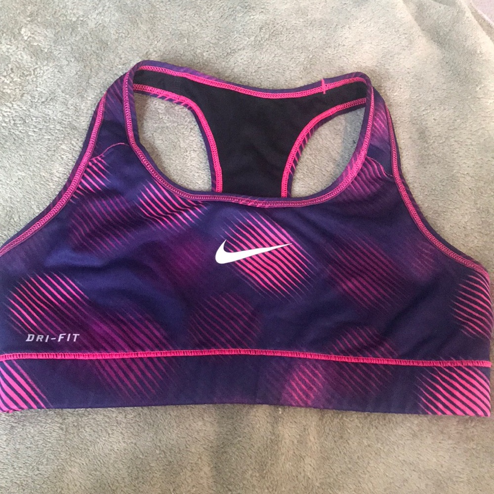 Nike dri-fit sports bra